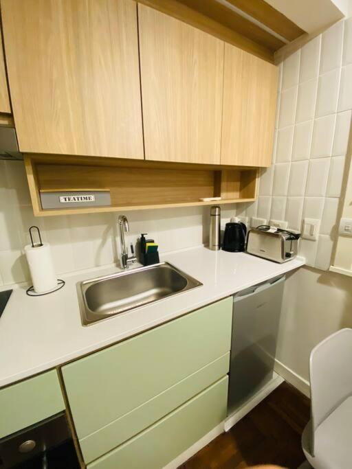 Apartamento De Diseno Con Patio *